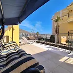 Apartman Emilia - Cristianos, Heated Pool, Spacious Terrace, Fibre Net, Tv Channels Los Cristianos