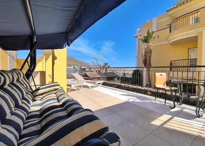 Apartment Emilia - Cristianos, Heated Pool, Spacious Terrace, Fibre Net, Tv Channels Los Cristianos (Tenerife)